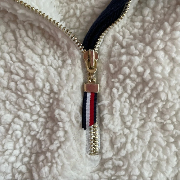 TOMMY HILFIGER Teddy Plush Sherpa Cream Fleece Quarter Zip Pullover Size Small - Picture 8 of 12